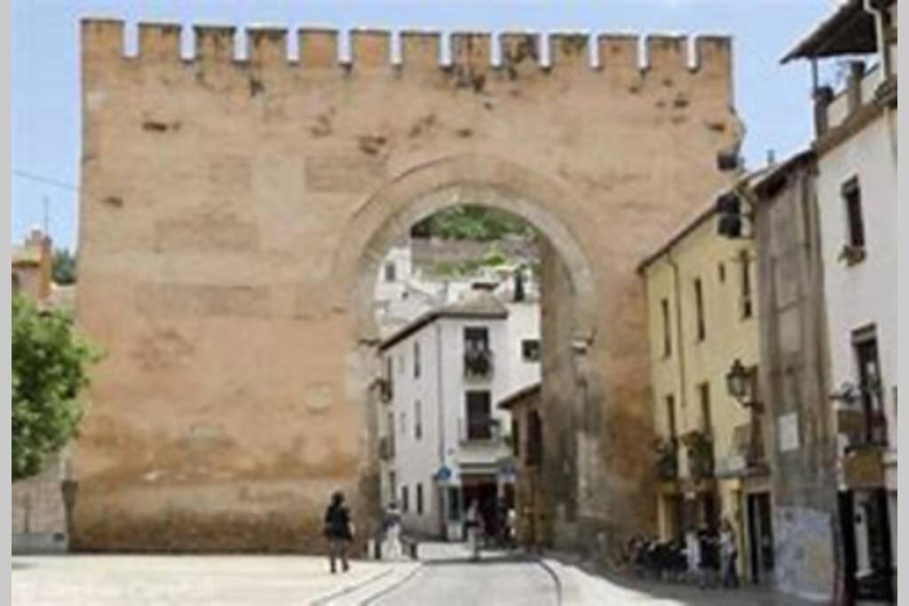 Lovely Apartment In The Centre Wifi Granada Exterior foto